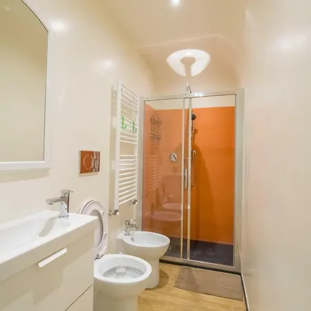 La Terrazza 3* 瓦拉泽